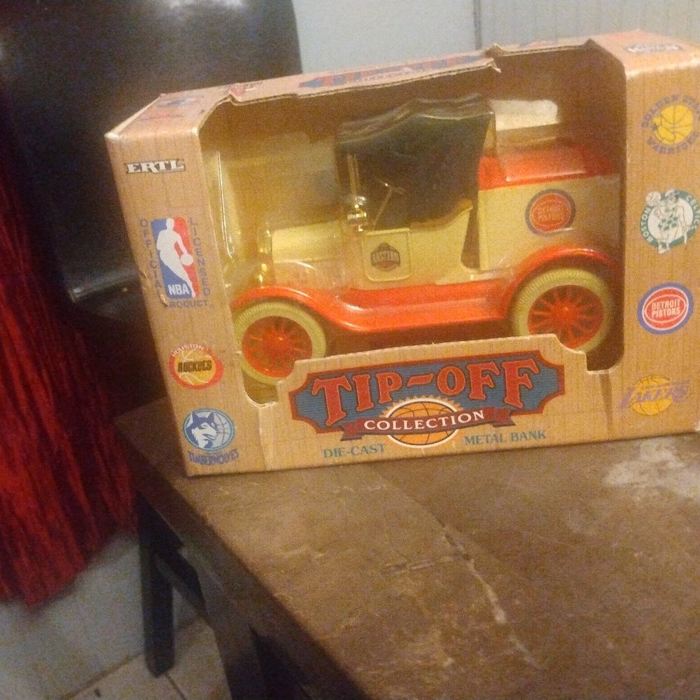 Tip off car collection